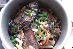 焖酥鱼的正宗做法视频,视频教程带你领略家常美味