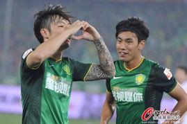 张稀哲视频,足球场上的灵动舞者